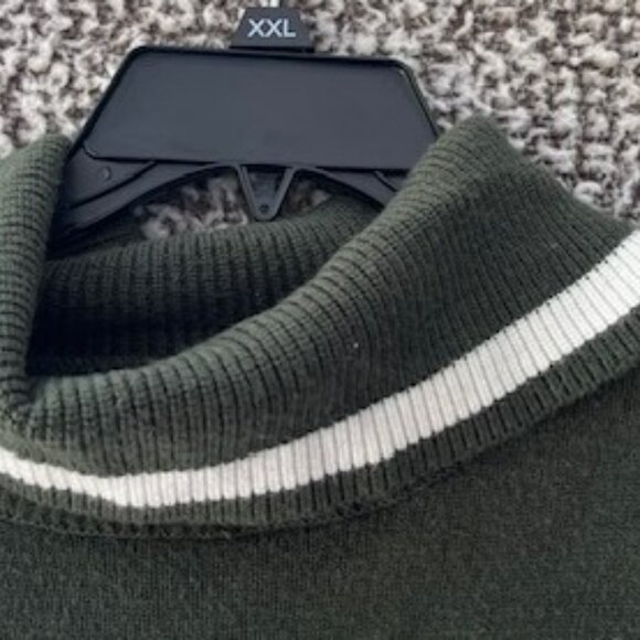 LUXE BY TRICOT Striped Long Sleeve Turtleneck Sweater - Picture 5 of 8